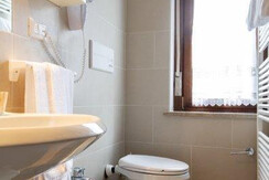 Trilocale 4 posti letto (1) Trilocale 4 posti letto (1)