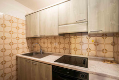 Three beds apartment with separate kitchen Three beds apartment with separate kitchen