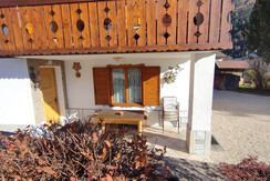 Patio e parcheggio privato