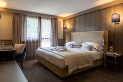 Spinale- 67 Spinale- 67