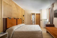 Superior 201 no balcone