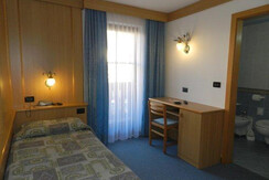 105736_camera-hotelstellaalpina