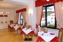 21149962_161846121060742_2762677529465878846_n