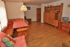 salotto con divano letto matrimoniale