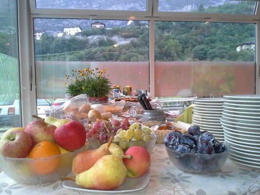 COLAZIONE