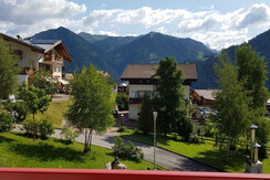 9f4a5afa-0408-4b08-9b8a-cf956ee8f6e5