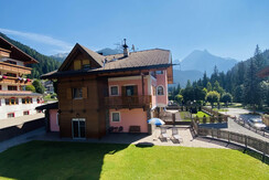 DA81F337-5EAE-4EEB-8710-9ECCAE4C5B60