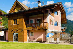 6EAD45D8-7205-4098-BFE7-FA7BB2C3BDE1