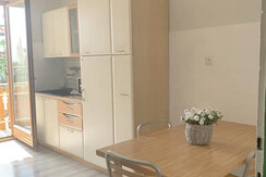 5BDC098A-DED9-4CE6-9CFB-2B0AB352BF84