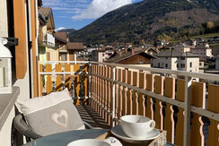 DCBCEE61-F4EC-4121-8A6C-D59F4CBCD06B