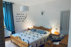 2A446563-1854-4B7C-B846-9CFD42414BE4