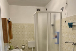 7ACBB818-85A8-4824-8A4D-404229C15154