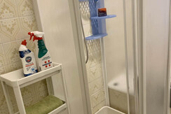 242E7A48-E1D1-4691-BAC9-28C7B20FAF34