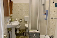 067CA4B9-EA65-4B61-83FD-9CBDFECFE704