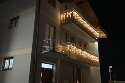 606F0B72-FB32-4389-B347-BD1AA513C95B