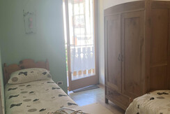 3F61EF79-0644-42A2-A774-742BF9B9B6E5