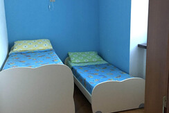 BB4213F8-4C7F-410E-B58A-EE42DD73806E