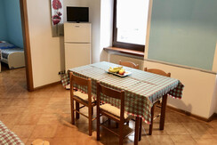 BCC00777-40D6-4FCF-A975-432F2A8B0DEB