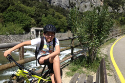 2A6A47E9-ED4F-49B2-8B70-51AB2BFB5E1F