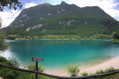 8B7918AF-3F0B-473D-BF3E-427547159A59