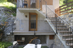 Dependance Dependance