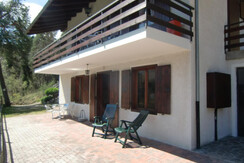 Ambra D: giardino a piano terra Ambra D: giardino a piano terra