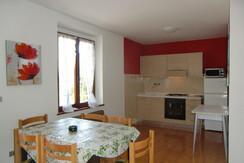 Ambra D: soggiorno con angolo cottura Ambra D: soggiorno con angolo cottura