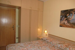 App Belvedere: stanza matrimoniale con armadio App Belvedere: stanza matrimoniale con armadio