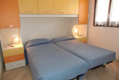 Stanza con 2 letti singoli Stanza con 2 letti singoli