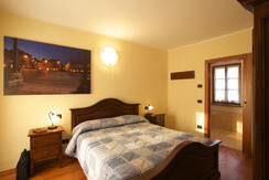 Stanza matrimoniale Stanza matrimoniale