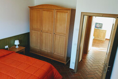 Appartamento trilocale con balcone_5p_camera matri