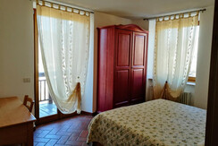 Appartamento trilocale con balcone_4p_camera matri