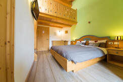 stanza bucaneve con soppalco