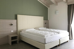 camera_olivo (3) camera_olivo (3)