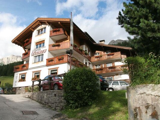 Hotel Ai Zirmes - Moena - Val di Fassa