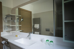 bad-superiorzimmer-aktivhotel