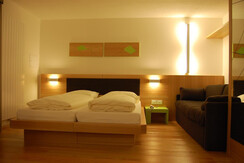 Junior suite green details 106