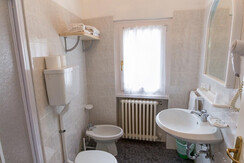 bagno famigliare 2 - Copia br bagno famigliare 2 - Copia br