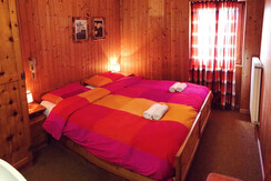 6D90DAD7-7751-40D0-B220-1A45AABCB4FB