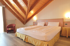 DOPPIA_SUPERIOR_3 DOPPIA_SUPERIOR_3