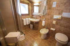 Bagno Quadrupla Sassolungo Bagno Quadrupla Sassolungo