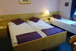 3887145A-E125-46D4-8140-10B2954E02EB 3887145A-E125-46D4-8140-10B2954E02EB