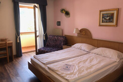 23FA6376-23EA-4AC3-B785-40420C98BA6C 23FA6376-23EA-4AC3-B785-40420C98BA6C