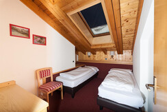 BILOCALE IN MANSARDA (15)