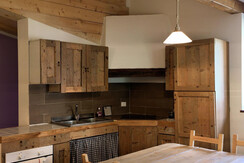 purple-apartment-kitchen-tenno-2