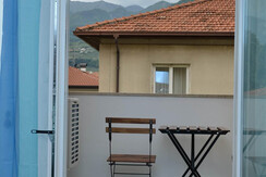 Pichea balcone camera