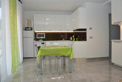 Pichea tavolo cucina