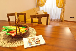 103 - Tavolo da pranzo 103 - Tavolo da pranzo