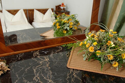 104 - Dettaglio camera da letto matrimoniale 104 - Dettaglio camera da letto matrimoniale