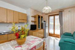 appartamento_girasole_residenza_casa_pineta_lago_d